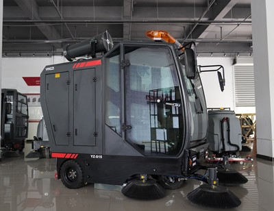 掃地車(chē)廠家助力景區(qū)衛(wèi)生清潔